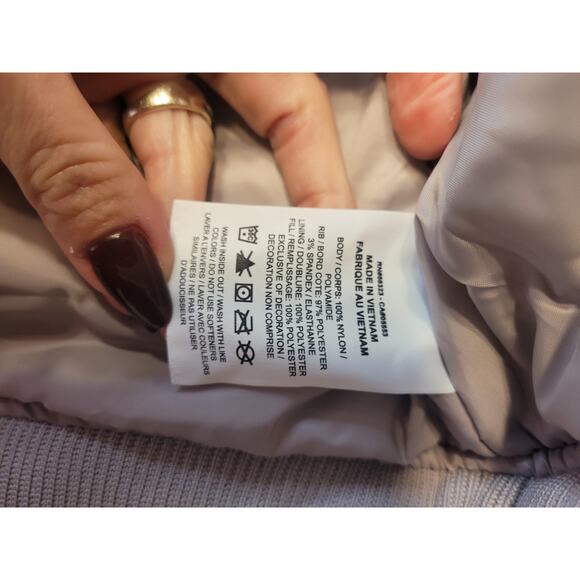 Nike Air Therma-Fit Women’s Bomber Jacket Small Gray DD4640-033 NWT $180 - Picture 7 of 7